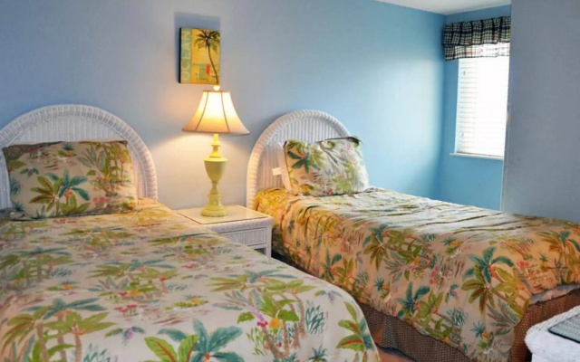photo 2 of Paradise Pointe by Elliott Beach Rentals
