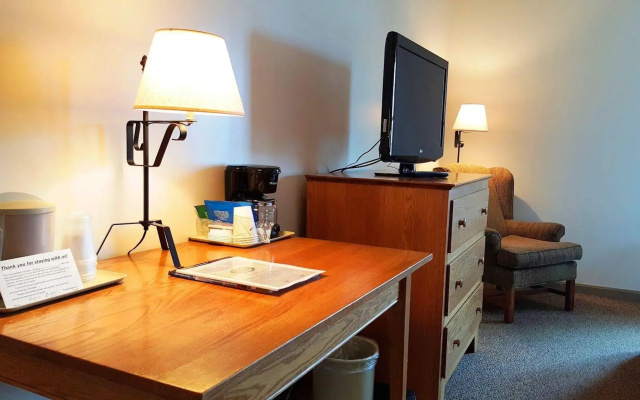 photo 4 of Lodging on the Square
