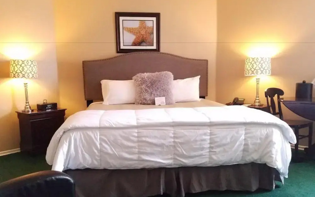photo 2 of Seaside Oceanfront Inn