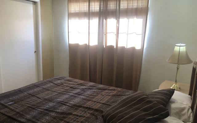 photo 2 of Comfy 3 Bedroom Home