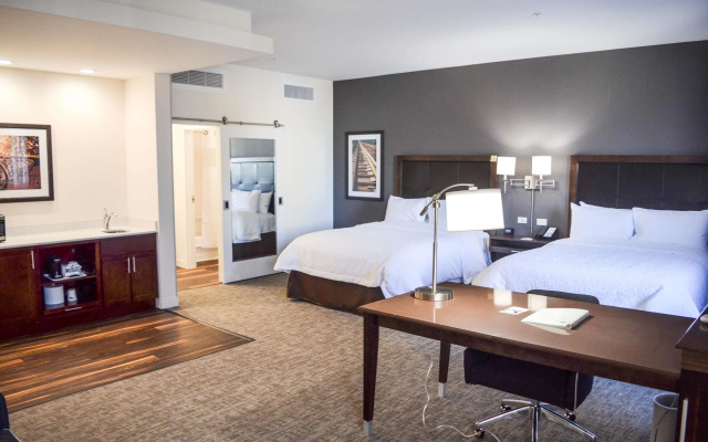 photo 3 of Hampton Inn & Suites Richmond - Downtown
