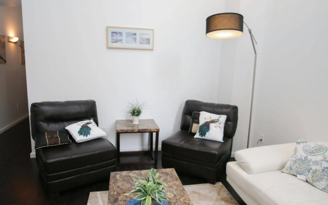 photo 3 of Renaissance Properties - 728 Market Street