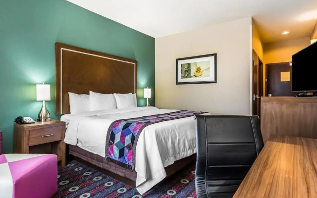 photo 5 of Comfort Inn & Suites Newcastle - Oklahoma City