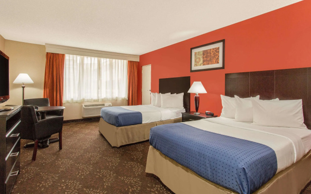 photo 5 of Baymont by Wyndham Fayetteville Fort Bragg Area