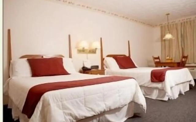 photo 2 of Creekwood Motel