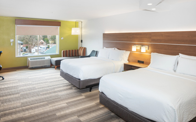 photo 3 of Holiday Inn Express and Suites - Stroudsburg