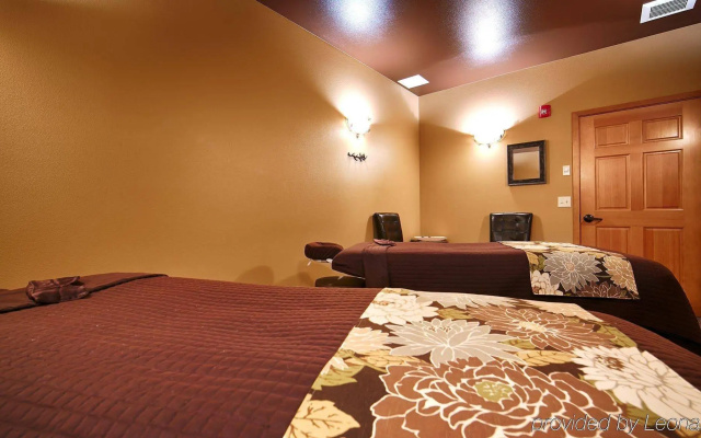 photo 4 of Icicle Village Resort