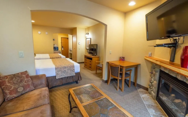 photo 5 of Icicle Village Resort