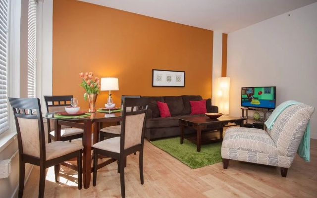 photo 5 of Sunshine Suites At 417