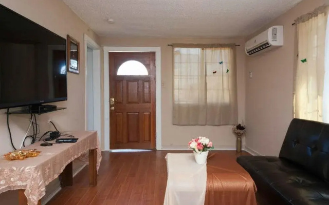 photo 2 of The Laurels Vacation Home