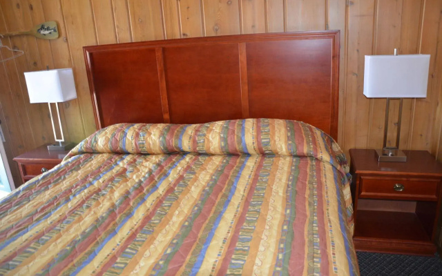 photo 2 of Northland Inn Motel