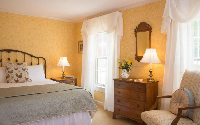 photo 3 of Deerfield Inn