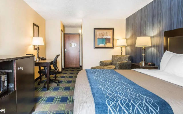 photo 3 of Comfort Inn & Suites