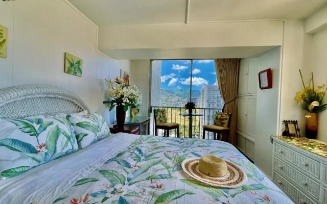 photo 2 of Jenny's Pineapple Cottage