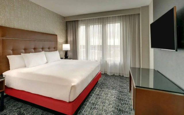 photo 3 of Drury Plaza Hotel Cincinnati Florence