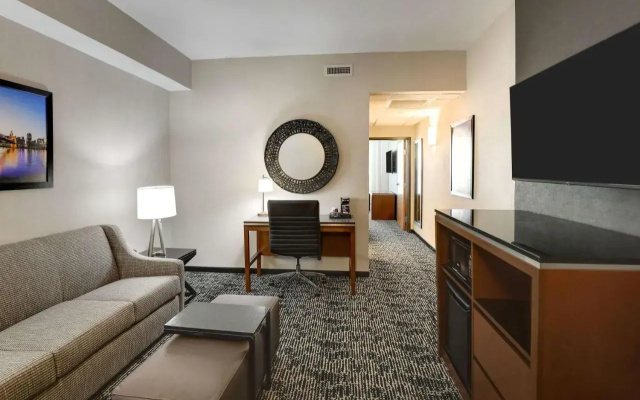 photo 5 of Drury Plaza Hotel Cincinnati Florence