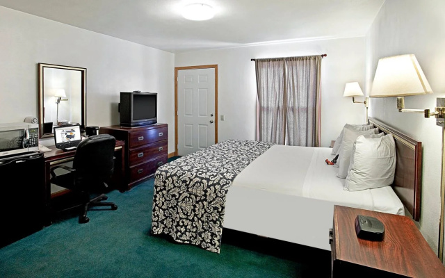 photo 3 of Americas Best Value Inn - Mayflower