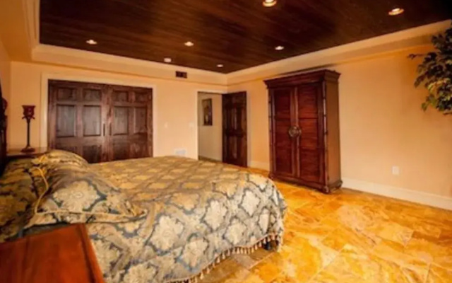 photo 3 of Gulfside Luxury Condo by RedAwning