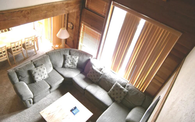 photo 2 of Anaconda 4 Bed 4 Bath by RedAwning
