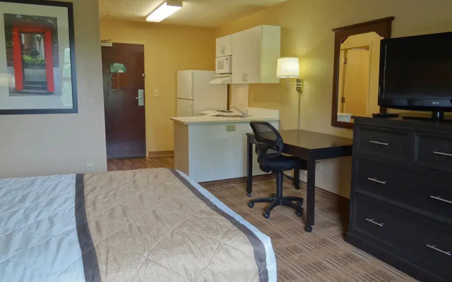 photo 3 of Extended Stay America Raleigh Cary Regency Pkwy N