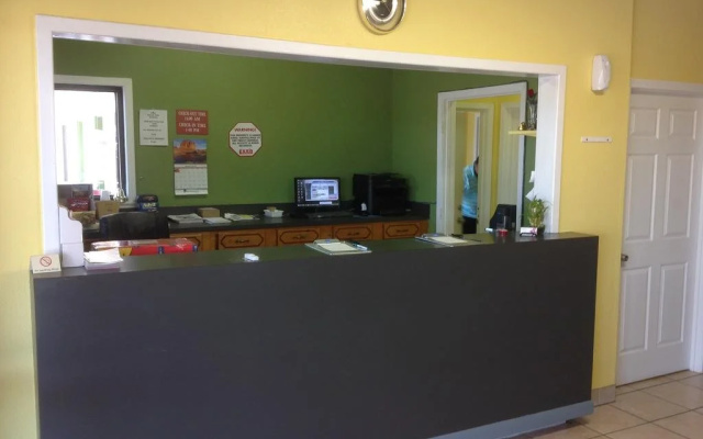 photo 2 of Relax Inn