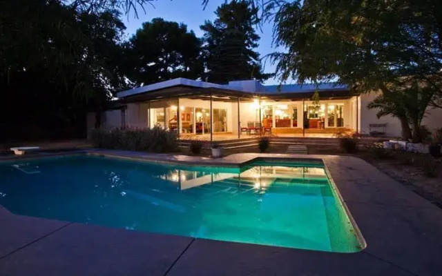 photo 3 of Beautiful House Las Vegas