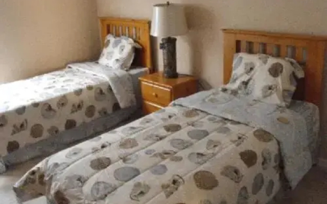 photo 4 of 340 Henley Circle Holiday home