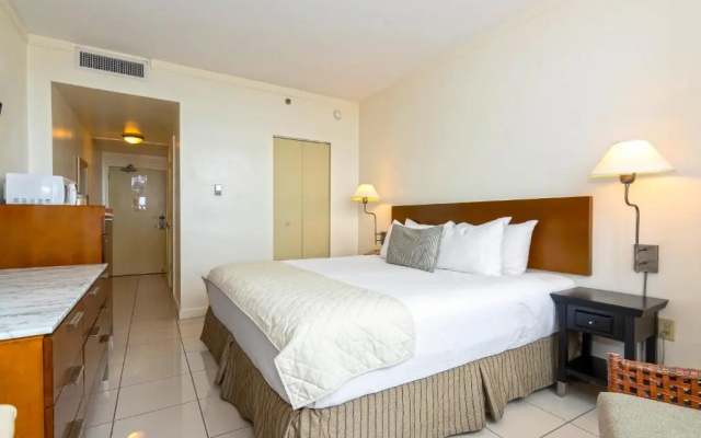 photo 5 of Private Residences at Hotel Arya by SoFLA