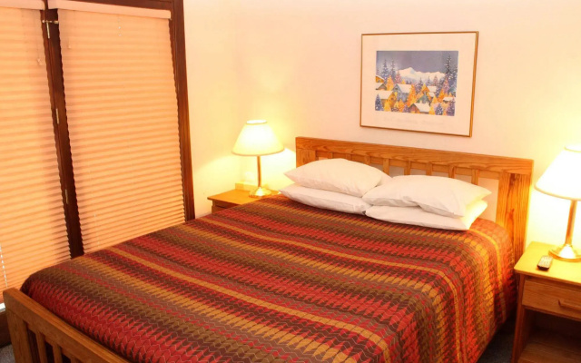 photo 4 of Apartamentos Pinecreek By Peak Property Management