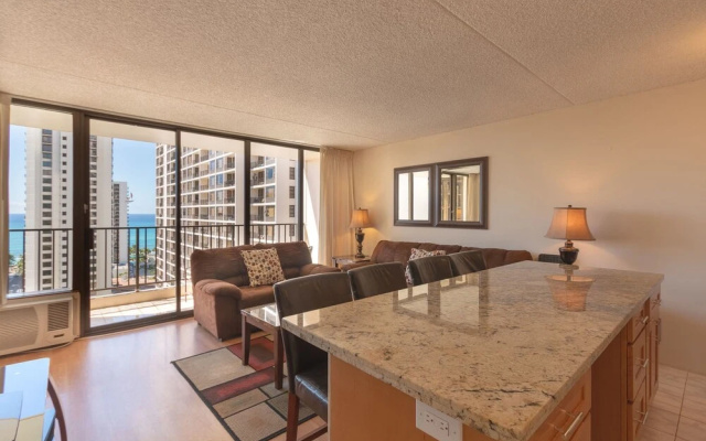 photo 3 of Tower 2 Suite 2012 at Waikiki