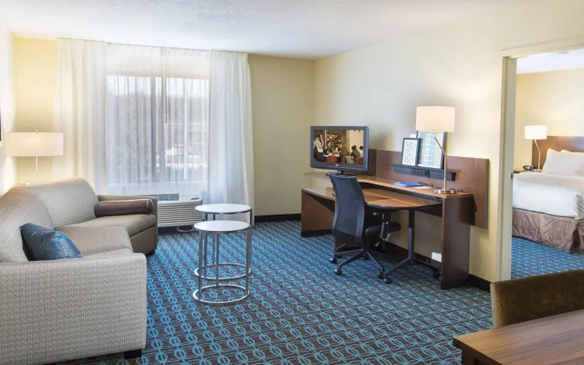 photo 4 of Fairfield Inn & Suites by Marriott Atlanta Buford/Mall of Georgia