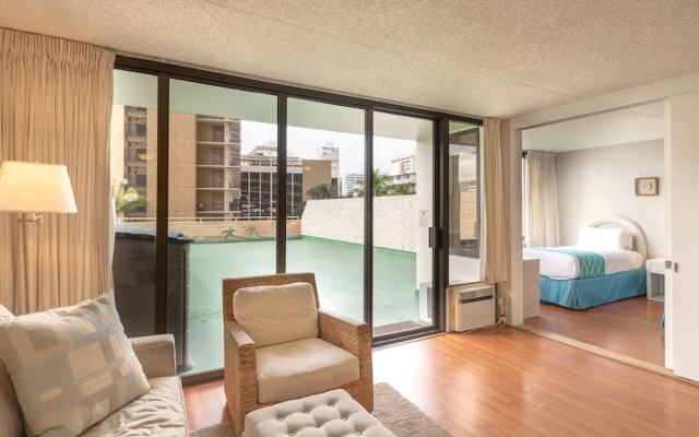 photo 4 of Waikiki Banyan - Pool Deck Level Tower 1 Suite 610