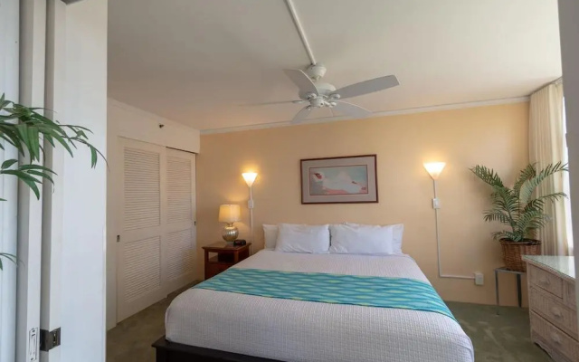 photo 3 of Waikiki Banyan - Partial Ocean View Tower 2 Suite 1204