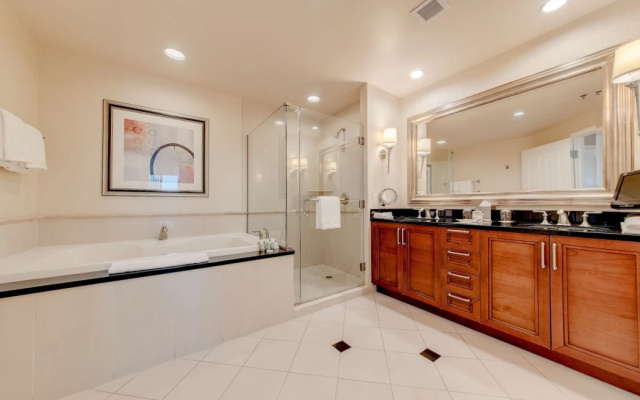 photo 4 of BlueChip at The Signature