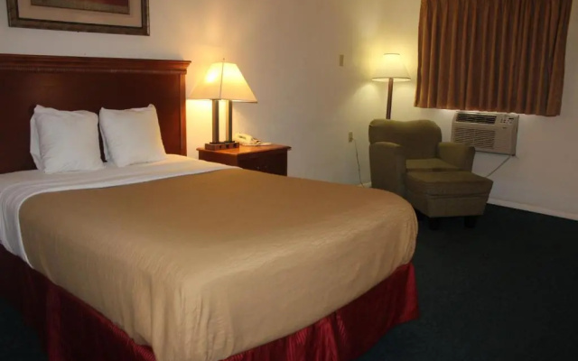 photo 3 of Interstate Motel