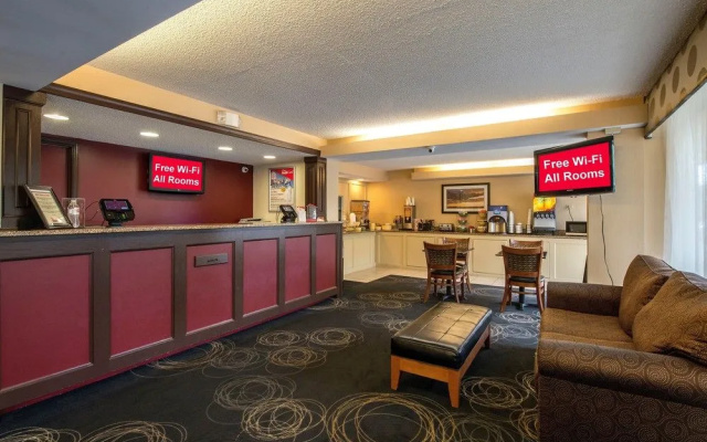 photo 2 of Red Roof Inn Charlottesville