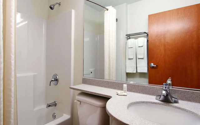 photo 5 of Microtel Inn & Suites By Wyndham Bridgeport