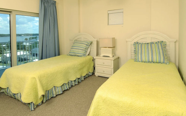 photo 4 of Crystal Tower Condominiums by Wyndham Vacation Rentals