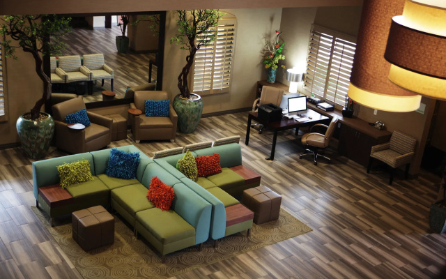 photo 2 of Holiday Inn Phoenix - Chandler by IHG