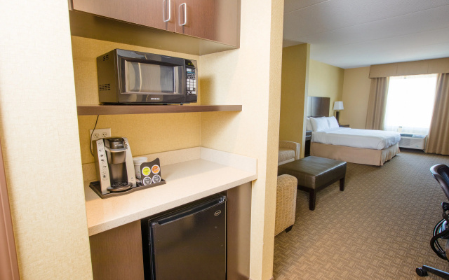 photo 4 of Holiday Inn Phoenix - Chandler by IHG