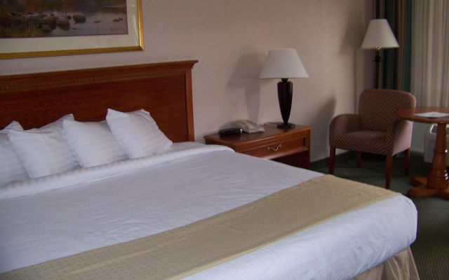 photo 5 of Holiday Inn Cherokee
