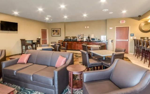 photo 2 of Cobblestone Hotel & Suites - Pecos