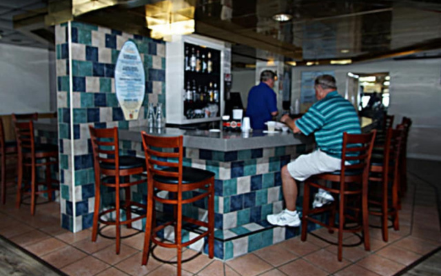 photo 4 of Palms Resort by Elliott Beach Rentals
