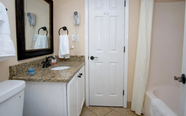 photo 5 of Palms Resort by Elliott Beach Rentals