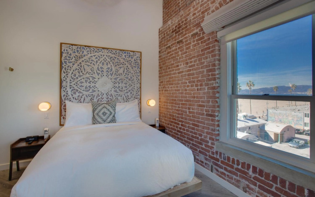 photo 2 of Venice V Hotel