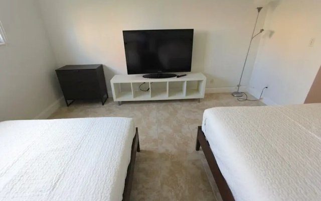 photo 2 of 1 Bedroom Park View Apartment Or419