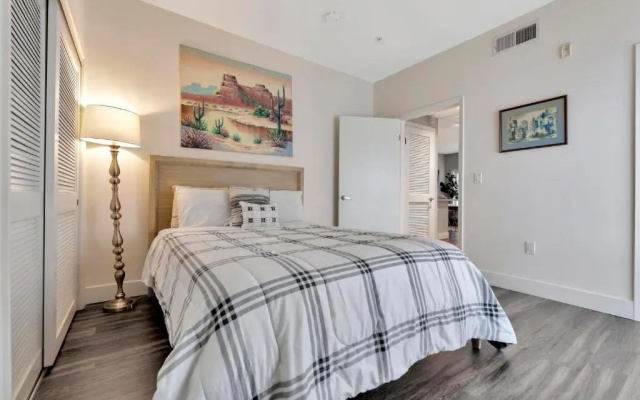 photo 3 of 1 Luxury Apartment