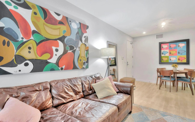 photo 3 of 10 Hight Loft apartment heart of Santa Monica new