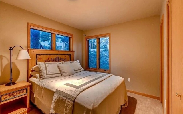 photo 3 of 10 Mile Range Retreat - Peace, Seclusion & Access
