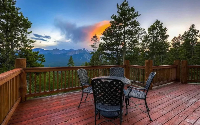 photo 4 of 10 Mile Range Retreat - Peace, Seclusion & Access